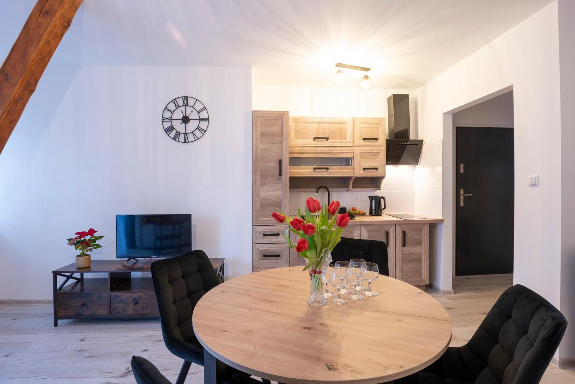Apartament Kawalek Podlogi ピエホビツェ エクステリア 写真